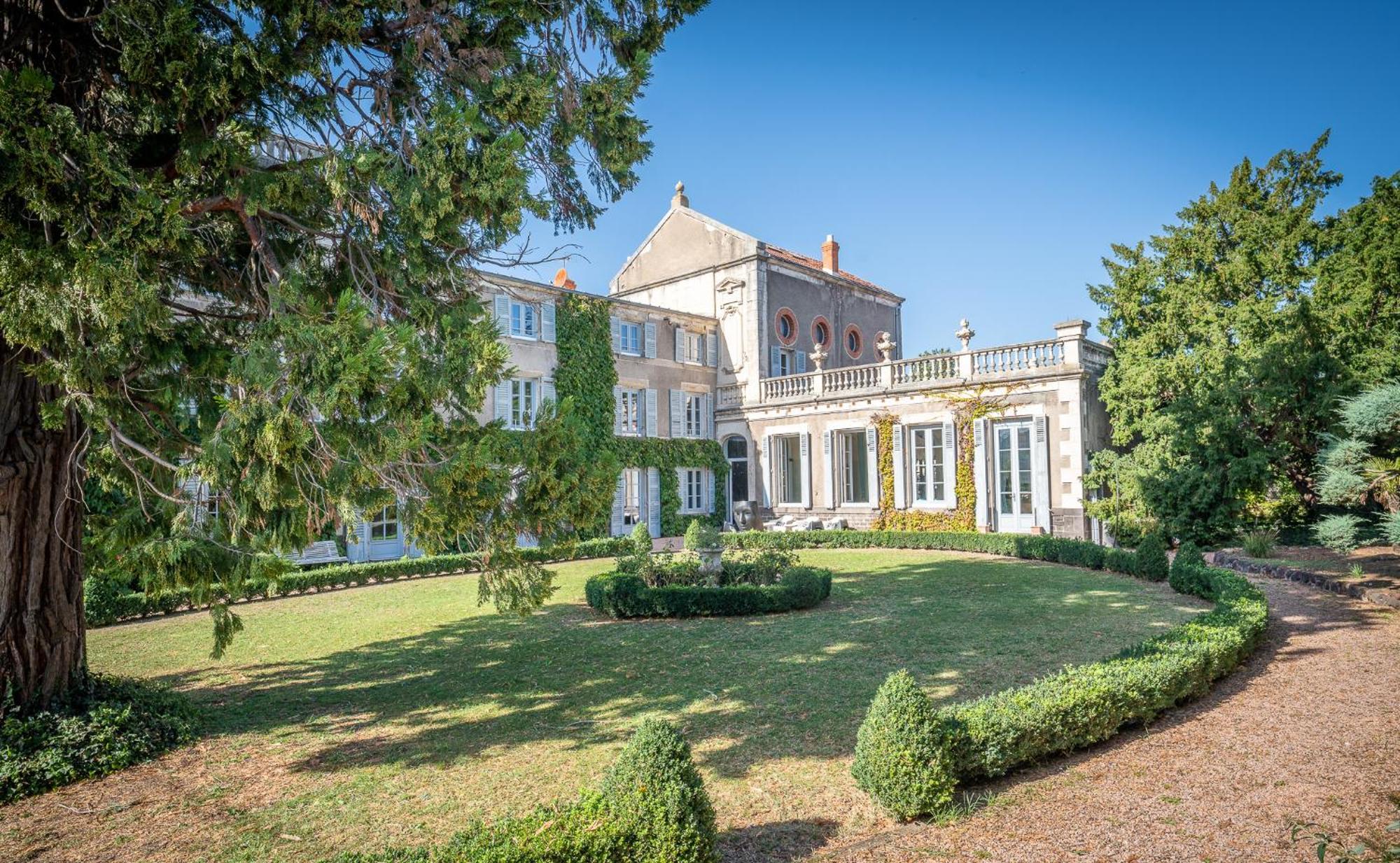 Chateau Du Serpolet Pont-du-Château Exterior foto